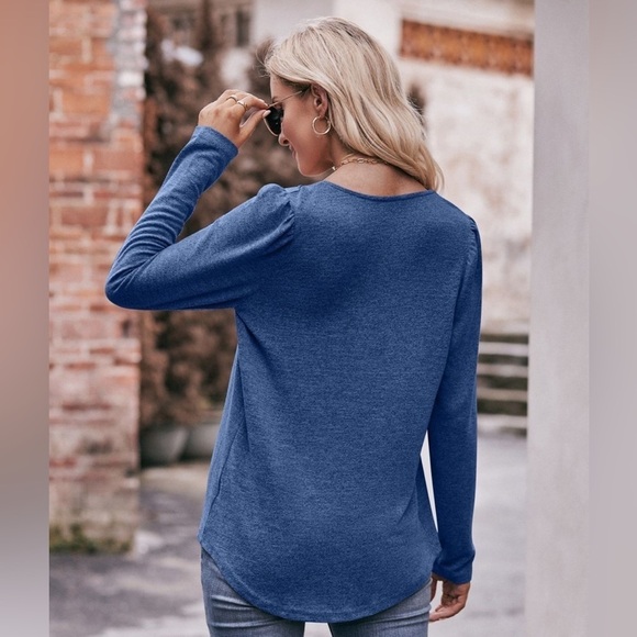 Double Take Pleated Curved Hem Long Sleeve Top - Picture 3 of 4